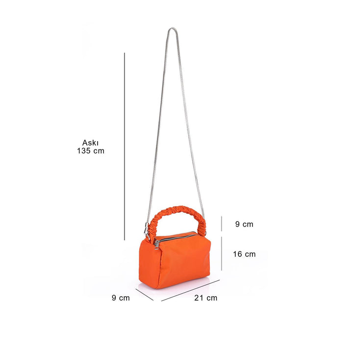 Bath Women's Chain Shoulder Bag and Crossbody Bag