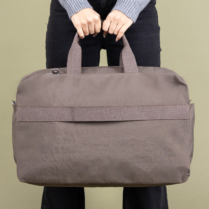 Split Women's Large Sports and Travel Bag