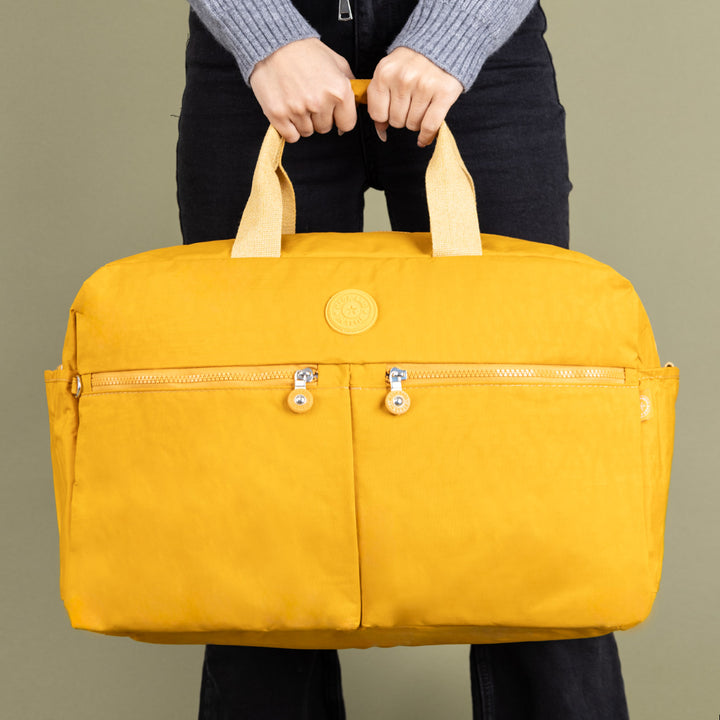 Split Women's Large Sports and Travel Bag