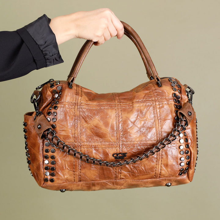 Yasur Women's Chain Detailed Crossbody Bag