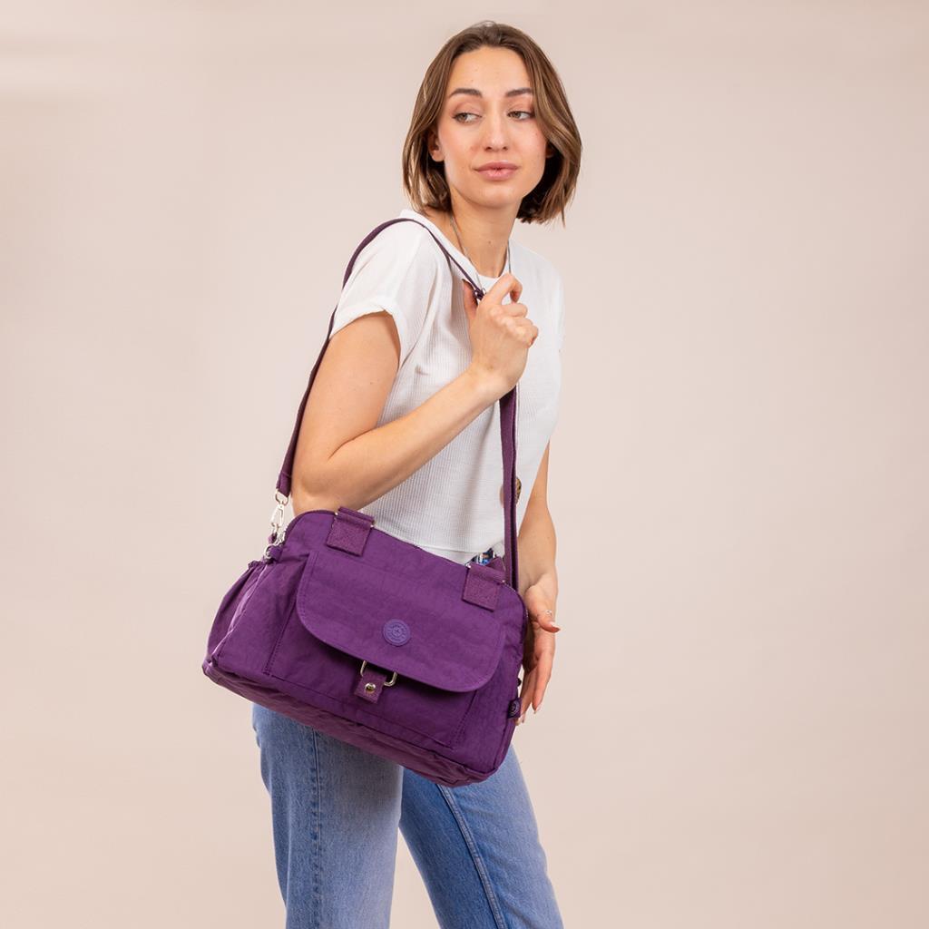 Vendi Waterproof Crinkle Shoulder Bag