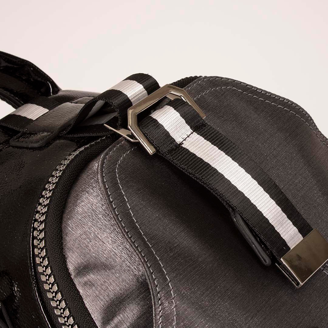 Zero Women's Adjustable Shoulder Bag
