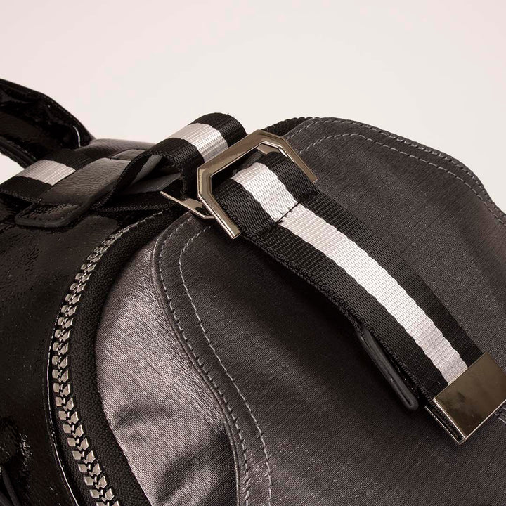 Zero Women's Adjustable Shoulder Bag